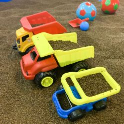 -开心哈乐亲子乐园(东森时尚百货店)