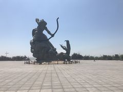 -巴陵广场