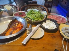 -东巴婆婆云南鱼豆花火锅(大东门店)