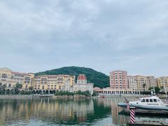 -平湖九龙山乐满地水上乐园