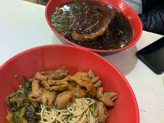 -小龙大肉面馆