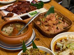 -老滇山寨•云南特色菜•地方菜•民族风情歌舞表演(金碧店)