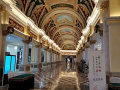 -江门新会碧桂园凤悦凤凰酒店(万达广场店)