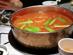 -野山舂·贵州现舂酸汤牛肉(民生路店)