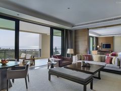 -海南清水湾莱佛士酒店