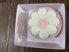 草莓流心蛋糕-盒马鲜生(弘阳广场店)