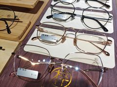 -Trend1881视光·蔡司视觉(领展广场店)