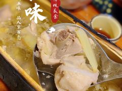 -老街坊餐吧