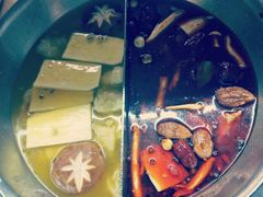 -湊湊火锅·茶憩(新中关购物中心店)