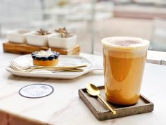 -UNI UNI(环亚凯瑟琳店)