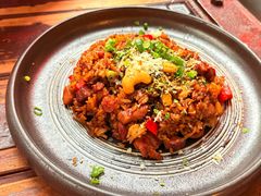 黑椒风味猪颈肉炒饭-锅炉咖啡·西餐·音乐酒厂