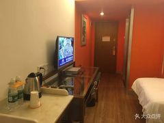 -岭南佳园连锁酒店(广州北京路步行街农讲所地铁站店)