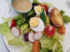 -丽莎沙拉轻食餐厅(国贸店)