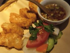 -大头虾越式风味餐厅(光明广场店)