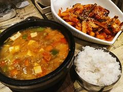 -韩红石板肉(范西路店)