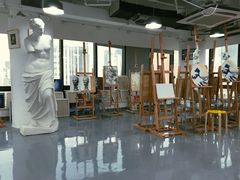 教室环境-米罗画室·美院系统·美术培训(静安环球世界大厦店)