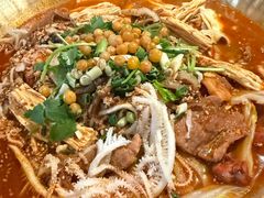 -张翻越·川渝冒菜·武汉黑鸭煲(城北万象城店)