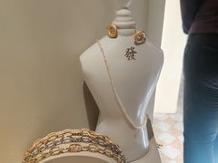 -LADY FAFA(巨鹿路陕西南路路口店)