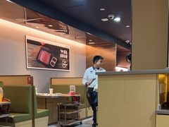 -海底捞火锅(杭州滨江九宜城店)