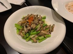 -天伦里餐厅(绿城桃花源店)