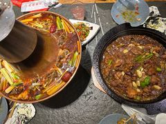 -三兄弟灰太狼烧烤.龙虾烤鱼(上海交大店)