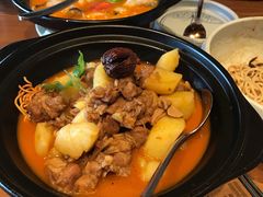 -云海肴·汽锅鸡·云南菜(天山百盛优客店)