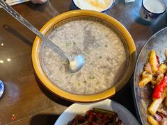 -富正毅三下锅·湘西韵味(天门山索道店)