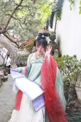 -一揽芳华汉服旗袍体验馆(拙政园店)