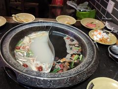 -唇辣号重庆老火锅(亦庄店)