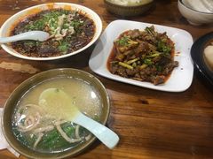 -朱大嘴肥肠血旺(福字街店)