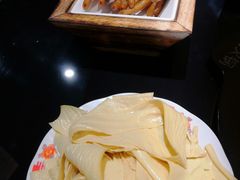 -重庆古老火锅