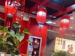 -鲁员外地锅鸡地锅鱼(龙湖江东天街店)