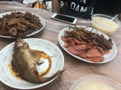 -蓝精灵饺子店
