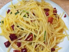 醋溜土豆丝-胖太太四川麻辣排骨串(镇江路分店)