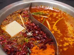 -沸炉重庆老火锅(军事博物馆店)