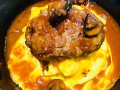 日式烩牛肉蛋包饭-TAMATI(巴黎贝甜韩式西餐厅店)