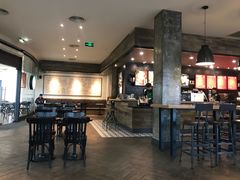 大堂-星巴克臻选(佛山佛罗伦萨小镇店)