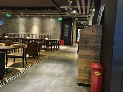 大堂-星巴克(上海虹桥南丰城办公楼店)
