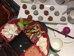 -重庆刘一手火锅(三峡广场直营店)