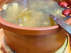 -有红鸡毛店·川菜(建设路店)