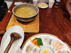 -七步香云南山里菜(昆明老街店)