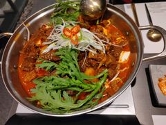 辛牛骨火锅-KCOOKING概念韩餐(世茂52+店)