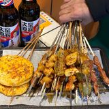 杭州西湖边东北烤串！人生建议：吃货币吃！！