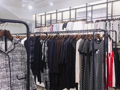-Max Mara(王府井奥莱·香江小镇店)