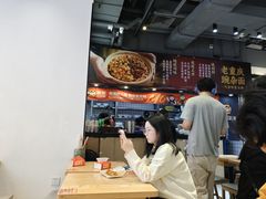 -魔都三兄弟酸辣粉·蘸卤炸串(虹桥万科店)