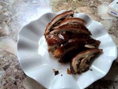 -黄记四更烤乳猪店