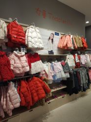 -乐友孕婴童(万象城店)