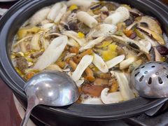 -菌之家·专业纯野生菌火锅·特色炒菌