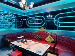 -路边边.炒菜烧烤.音乐餐厅(良乡长虹店)