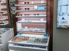 -GOOMI久米眼镜·蔡司·依视路·明月官方授权店(龙德紫金店)